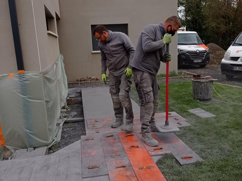 Chantier pour du béton imprimé en Normandie 