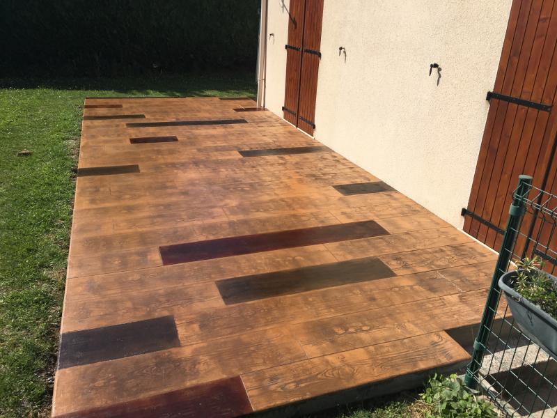 Image Création d'une terrasse en béton imprimé à Falaise